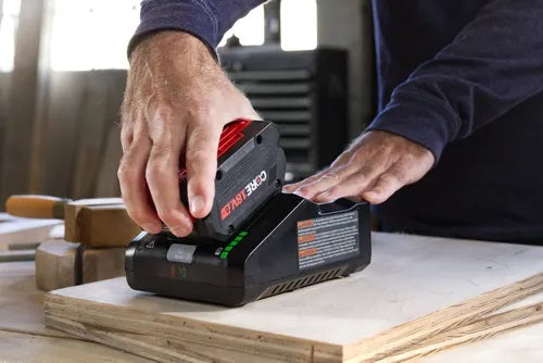 Bosch GXS18V-30N18 8.0ah Starter kit