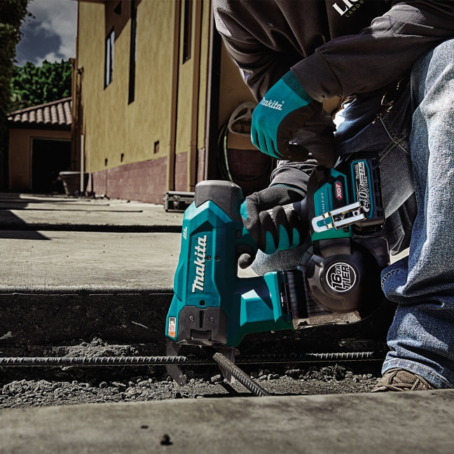 40V Max XGT Brushless Rebar
  Tying Tool Kit (2 x 2.5 Ah)