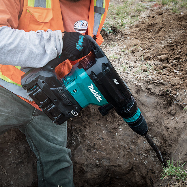 MAKITA HM002GZ03 80V(40Vx2)max XGT BL 26 lbs Dem. Hammer SDS-MAX, Tool Only