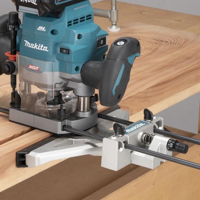 MAKITA RP001GZ01 40V Max XGT BL
  1/2 in. Plunge Router w/AWS, Tool Only