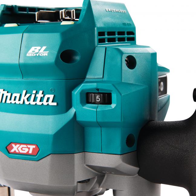 MAKITA RP001GZ01 40V Max XGT BL
  1/2 in. Plunge Router w/AWS, Tool Only