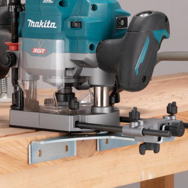 MAKITA RP001GZ01 40V Max XGT BL
  1/2 in. Plunge Router w/AWS, Tool Only