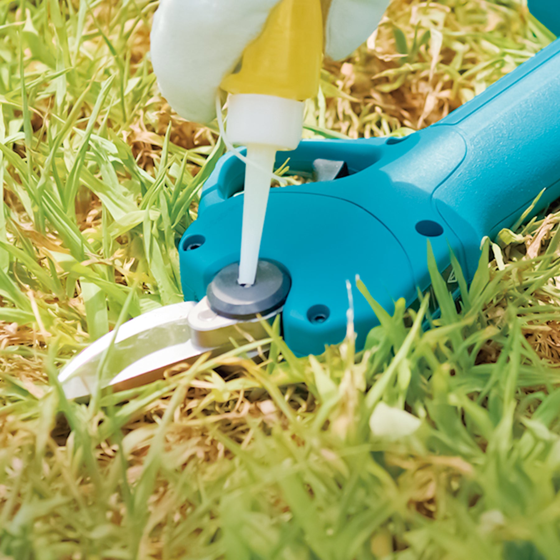 MAKITA DUP181Z 18V LXT Brushless Pruning Shears, Tool Only