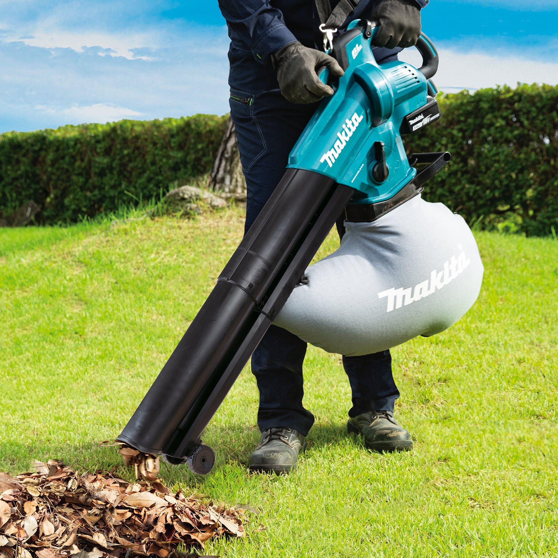 MAKITA DUB187Z 18V LXT Brushless 216 CFM Blower Vacuum, Tool Only