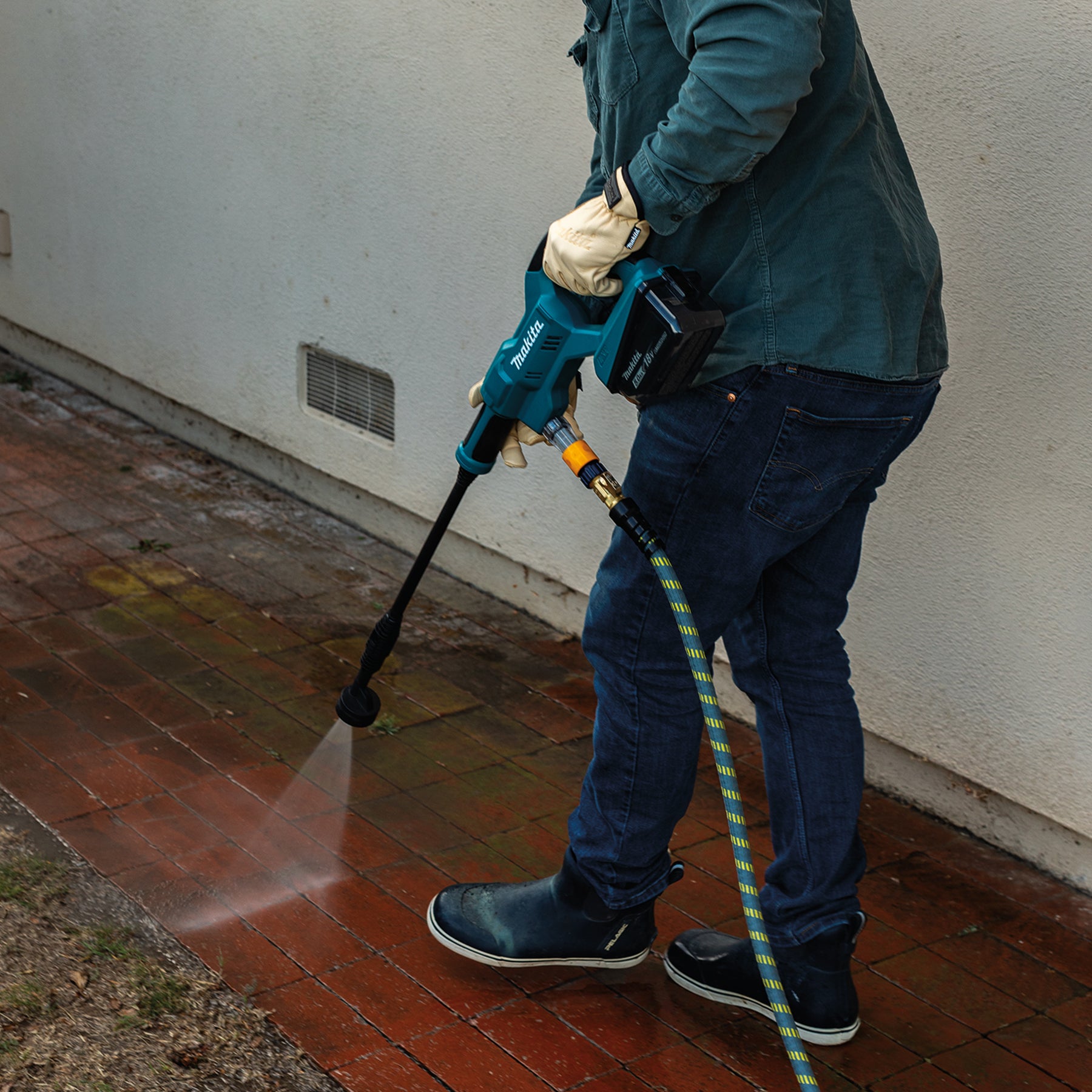 MAKITA DHW180Z 18V LXT Pressure Washer, Tool Only