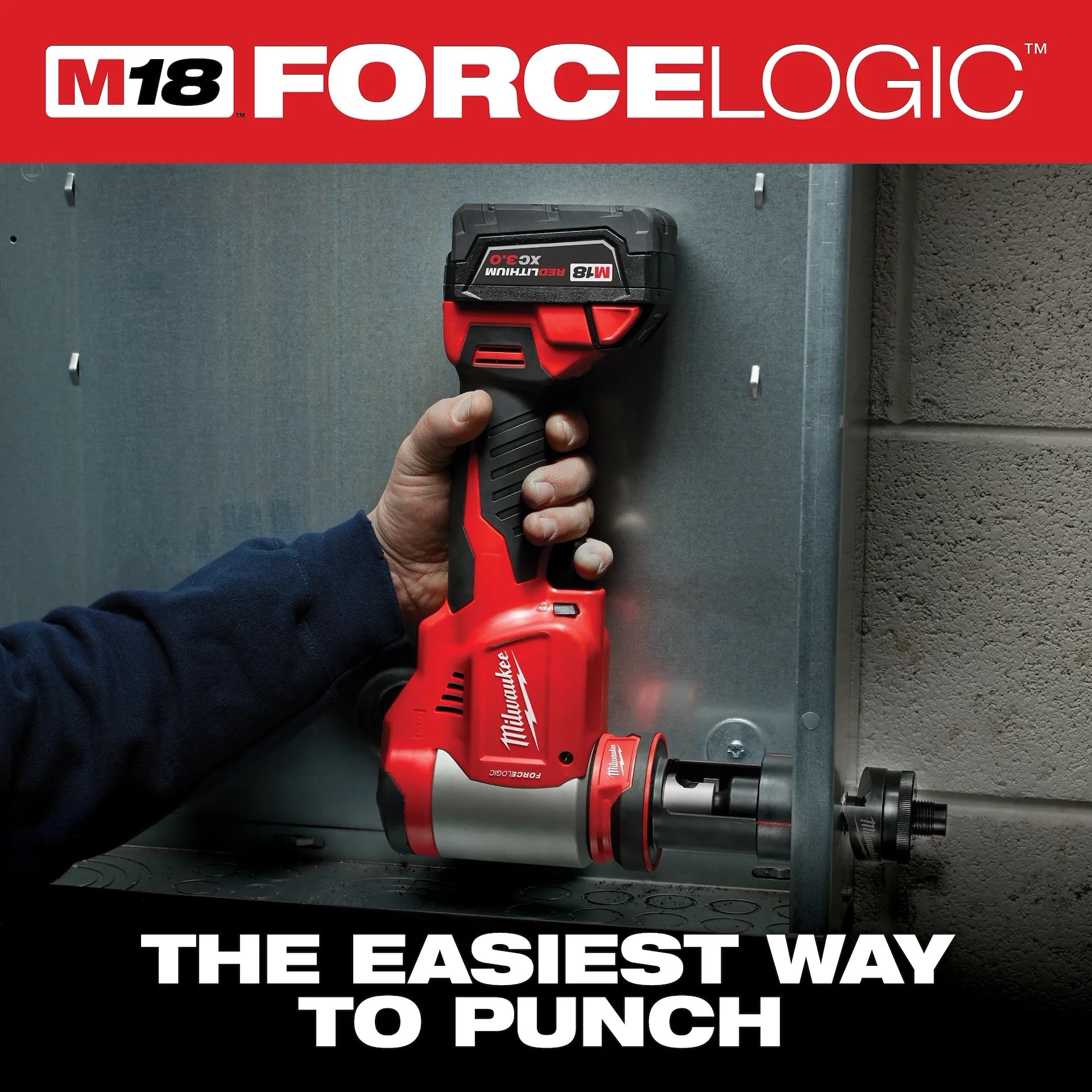 Milwaukee 2676-04 M18™ FORCE LOGIC™ 10 Ton Knockout Tool 1/2 in. to 4 in.