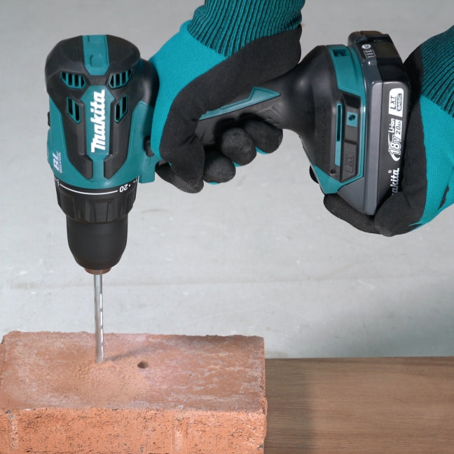 Makita Promo DHP490Y01 Compact Hammer Drill Kit 1.5Ah (590 IN/LB)