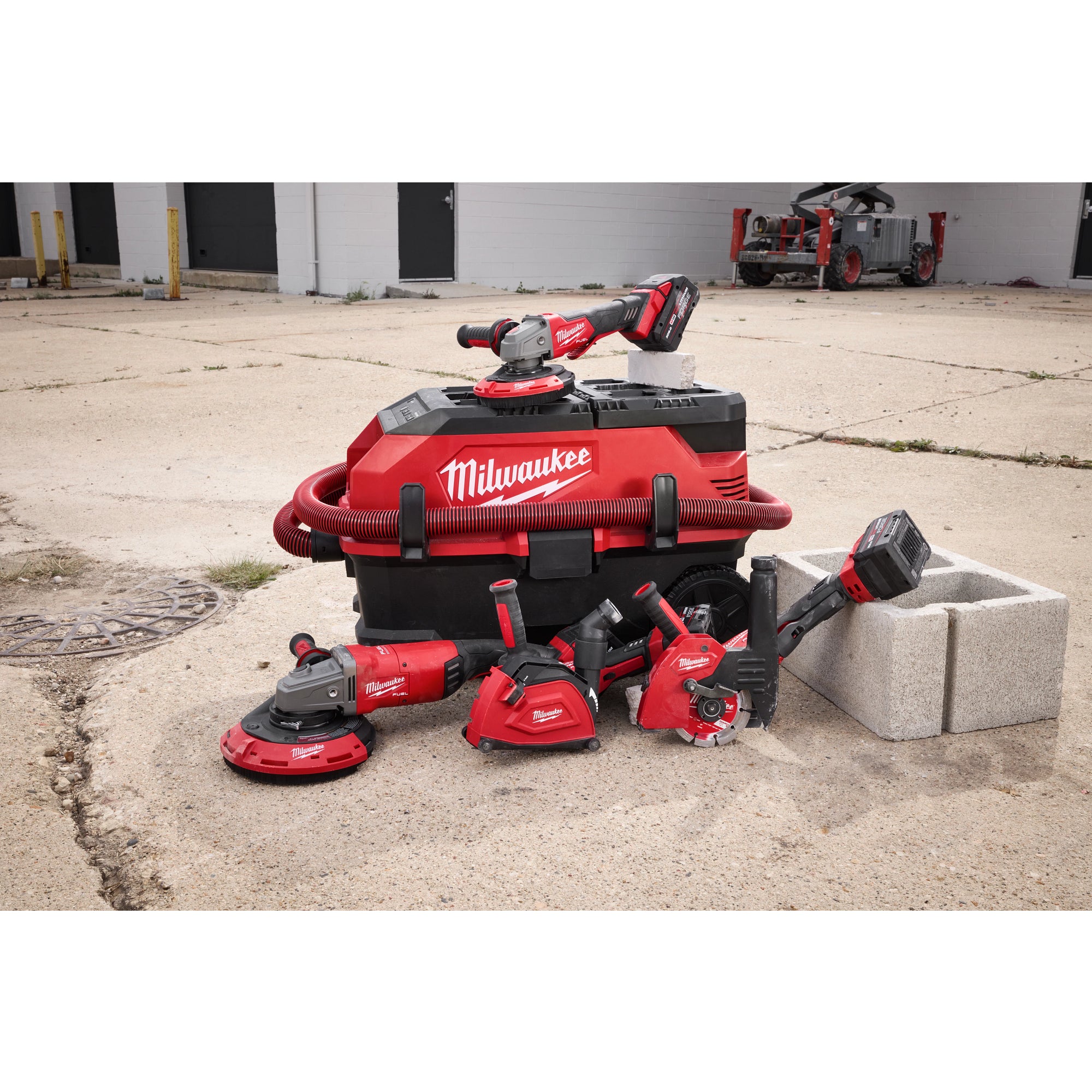 Milwaukee 49-40-6205 Grinder Cutting Dust Shroud 5 in.