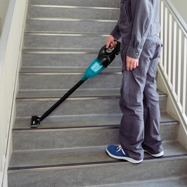 MAKITA DCL180ZB 18V LXTVACUUM Cleaner Bare (46FCM/650ML)