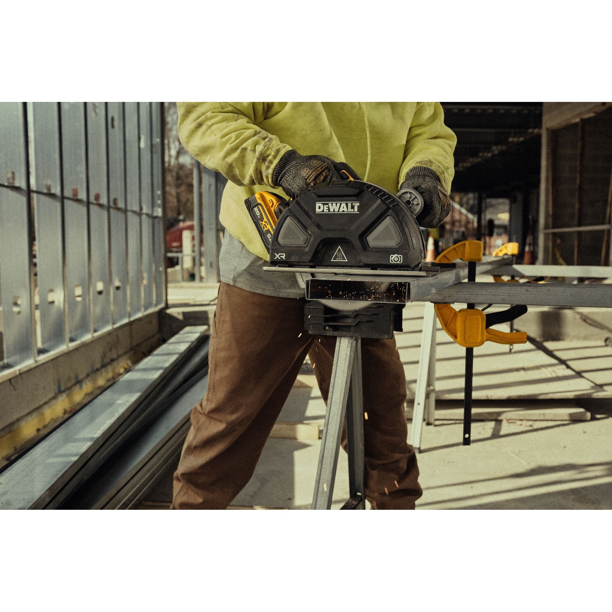 DEWALT DCS383B Metal Cutting Saw Bare 7-1/4 in.