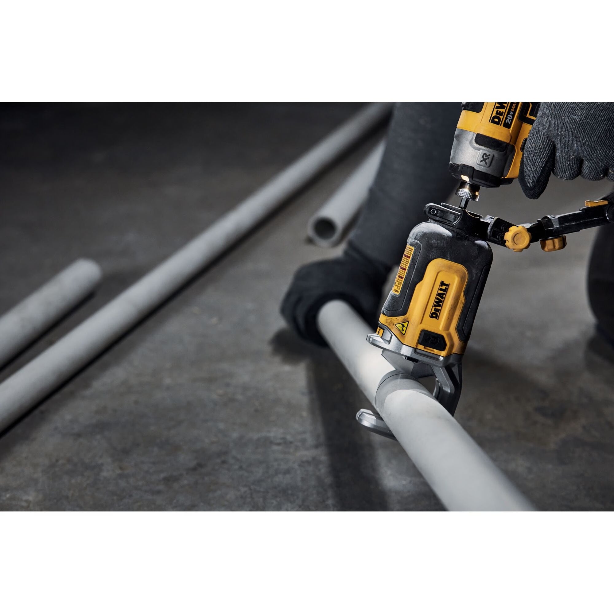 DEWALT DWAPVCIR IMPACT CONNECT™ PVC/PEX Pipe Cutter Attachment