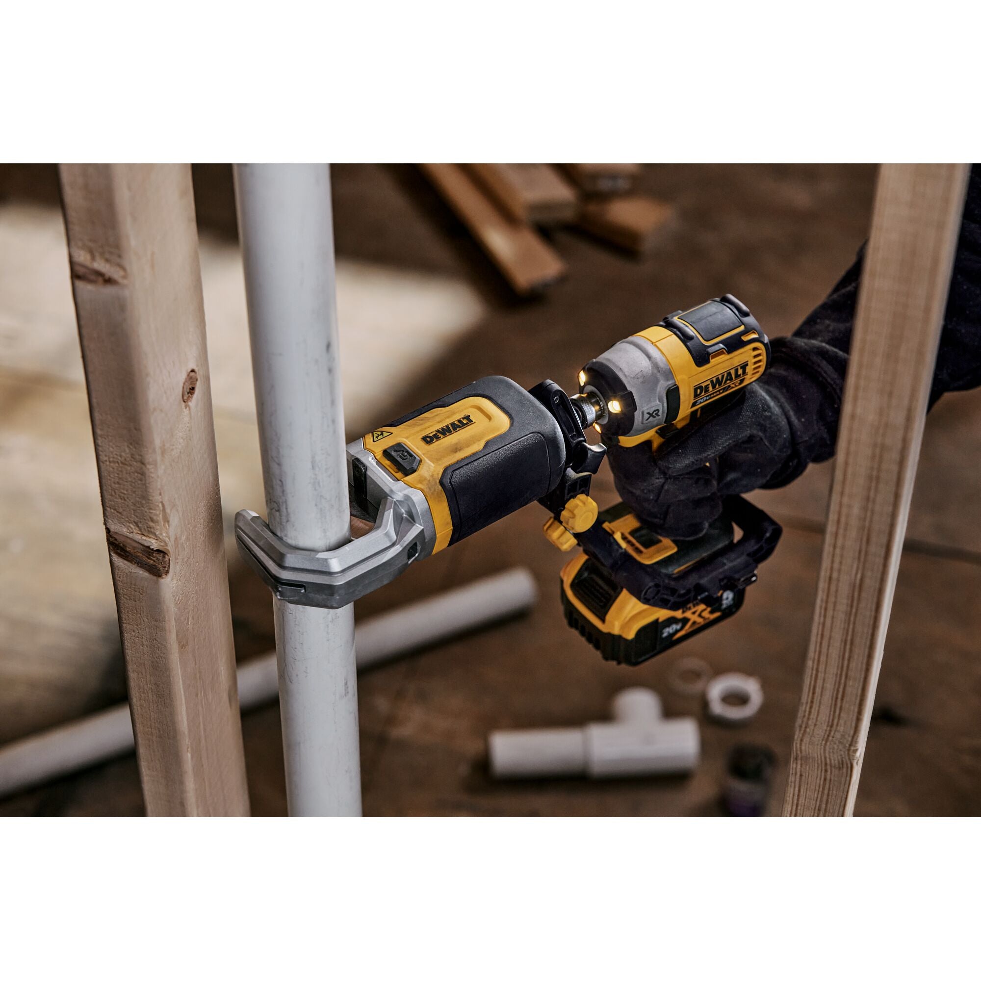 DEWALT DWAPVCIR IMPACT CONNECT™ PVC/PEX Pipe Cutter Attachment