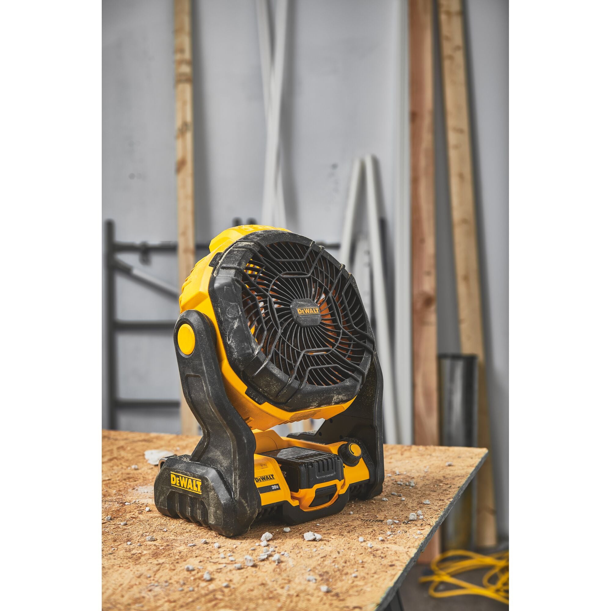 DEWALT DCE512B 20V MAX* Cordless Jobsite Fan (Tool Only)