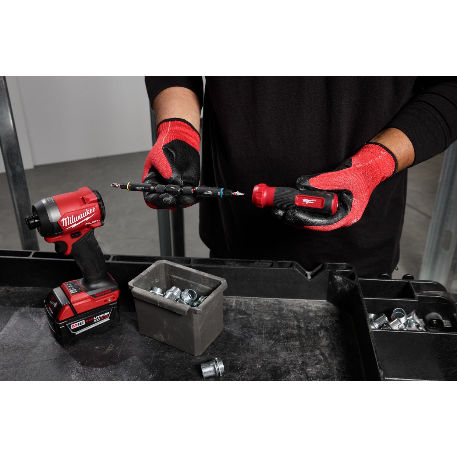 Milwaukee 48-22-2922 8-In-1 Multi-Bit & Nut Driver