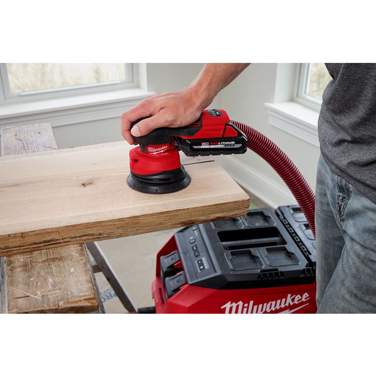 Milwaukee 2837-20 M18­ FUEL™ 5 in. Random Orbital Sander