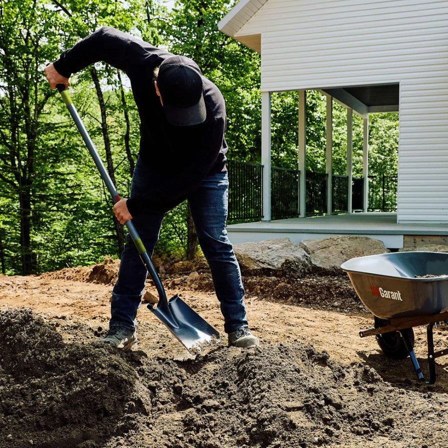 Garant Square Mouth Shovel W/Reflective Long Handle