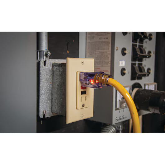 Dewalt DXEC144100100 100 ft. 10/3 SJTW Heavy Duty Outdoor Lighted Single Tap Locking