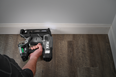 FLEX FX4321-1A 24V 16GA Straight Nailer 2.5Ah Kit