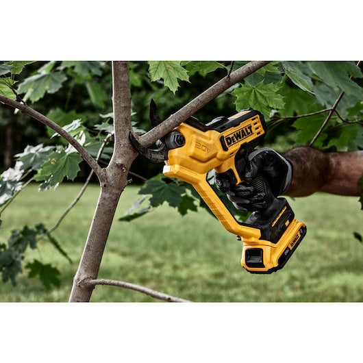 DEWALT DCPR320B 20V MAX 1-1/2 in. Cordless Pruner (Tool Only)