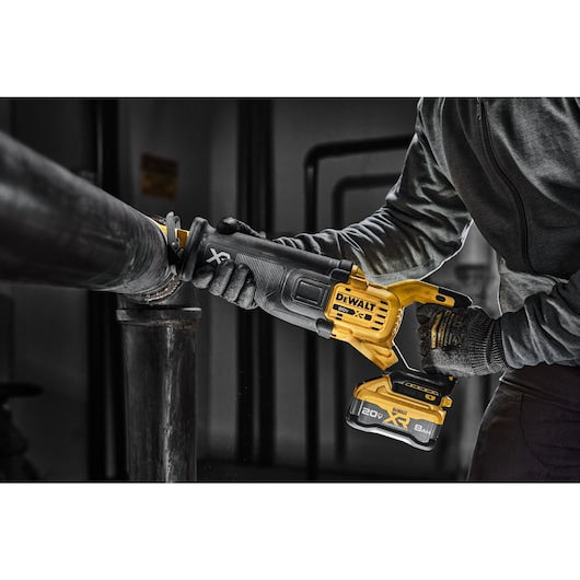 DEWALT DCS384WW1 20V MAX XR Brushless Reciprocating Saw Kit with XR POWERPACK