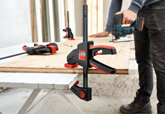 Bessey EHKM06 6 in. x 2-3/8 in. 100 lb. Clamping Force EHK One Handed Medium Trigger Clamp