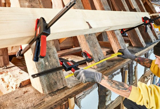 Bessey EHKM06 6 in. x 2-3/8 in. 100 lb. Clamping Force EHK One Handed Medium Trigger Clamp