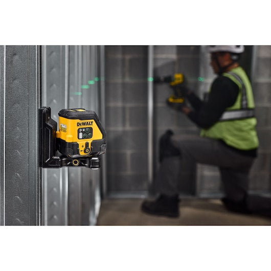 DEWALT DCLE14201GB Rechargeable Green Cross Line Laser Kit