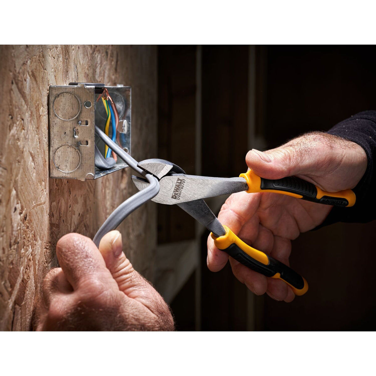 Dewalt DWHT82797 Diagonal Laser Hardened Plier 8 in.