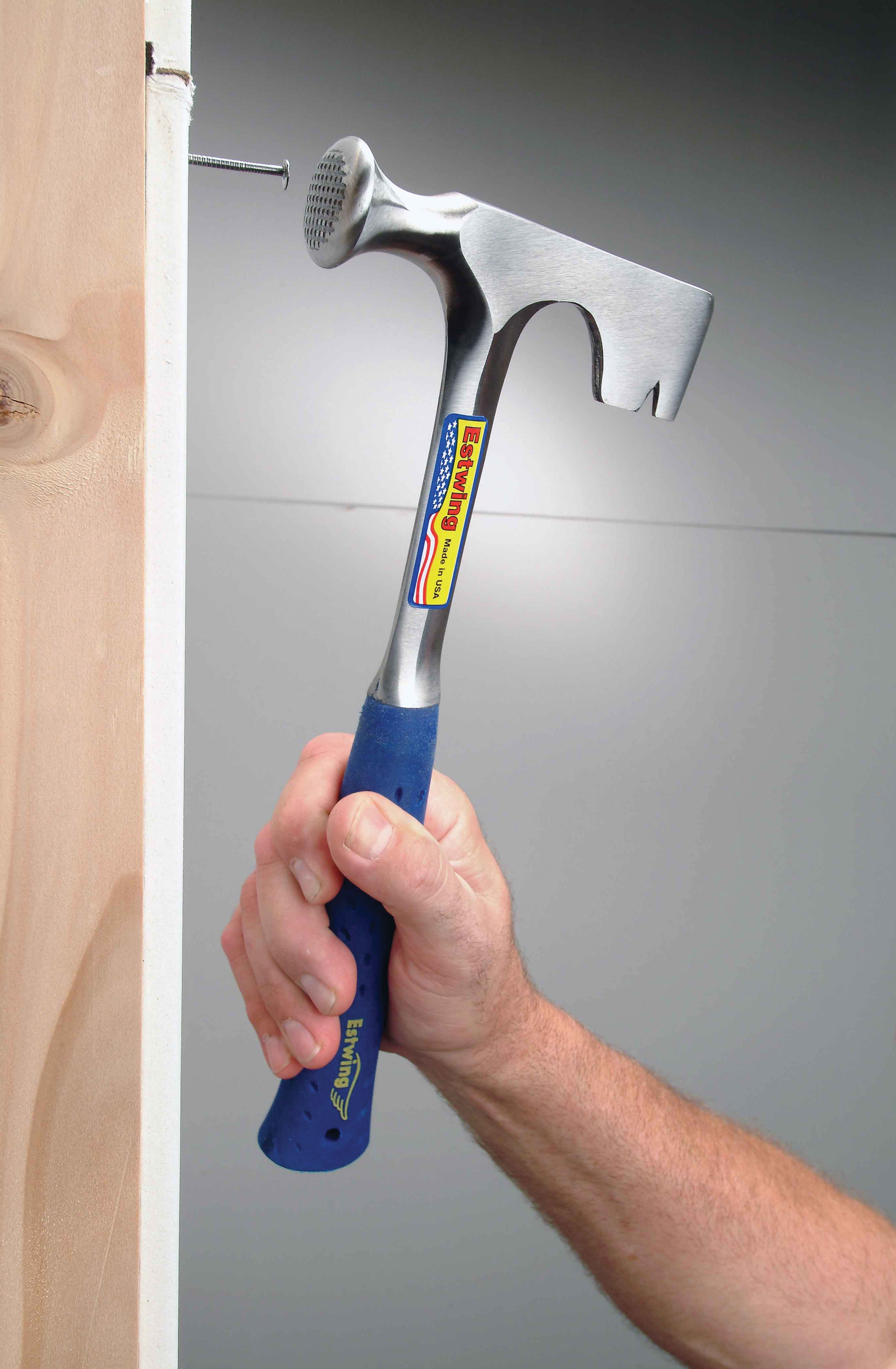 EAGLE グライダーキット 590mm Estwing E3-11 14 oz. Crowned and Scored Face Drywall Hammer