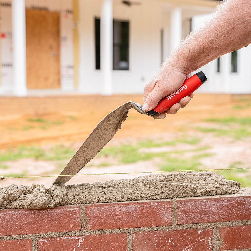 Goldblatt Red One-Piece London Trowel 11-1/2in. x 5in.