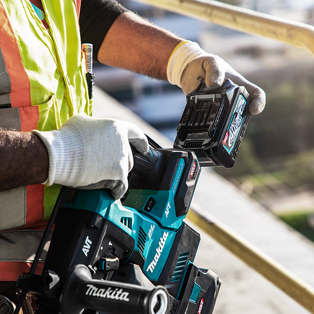 MAKITA HR001GZ 40Vmax XGT Brushless 1-1/8 in. Rotary Hammer SDS-PLUS with AWS (Tool Only)