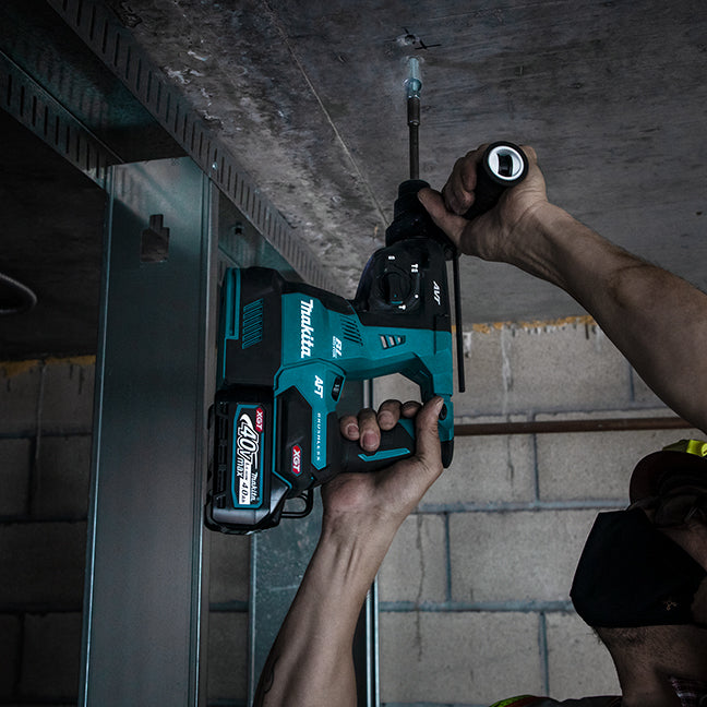MAKITA HR001GZ 40Vmax XGT Brushless 1-1/8 in. Rotary Hammer SDS-PLUS with AWS (Tool Only)