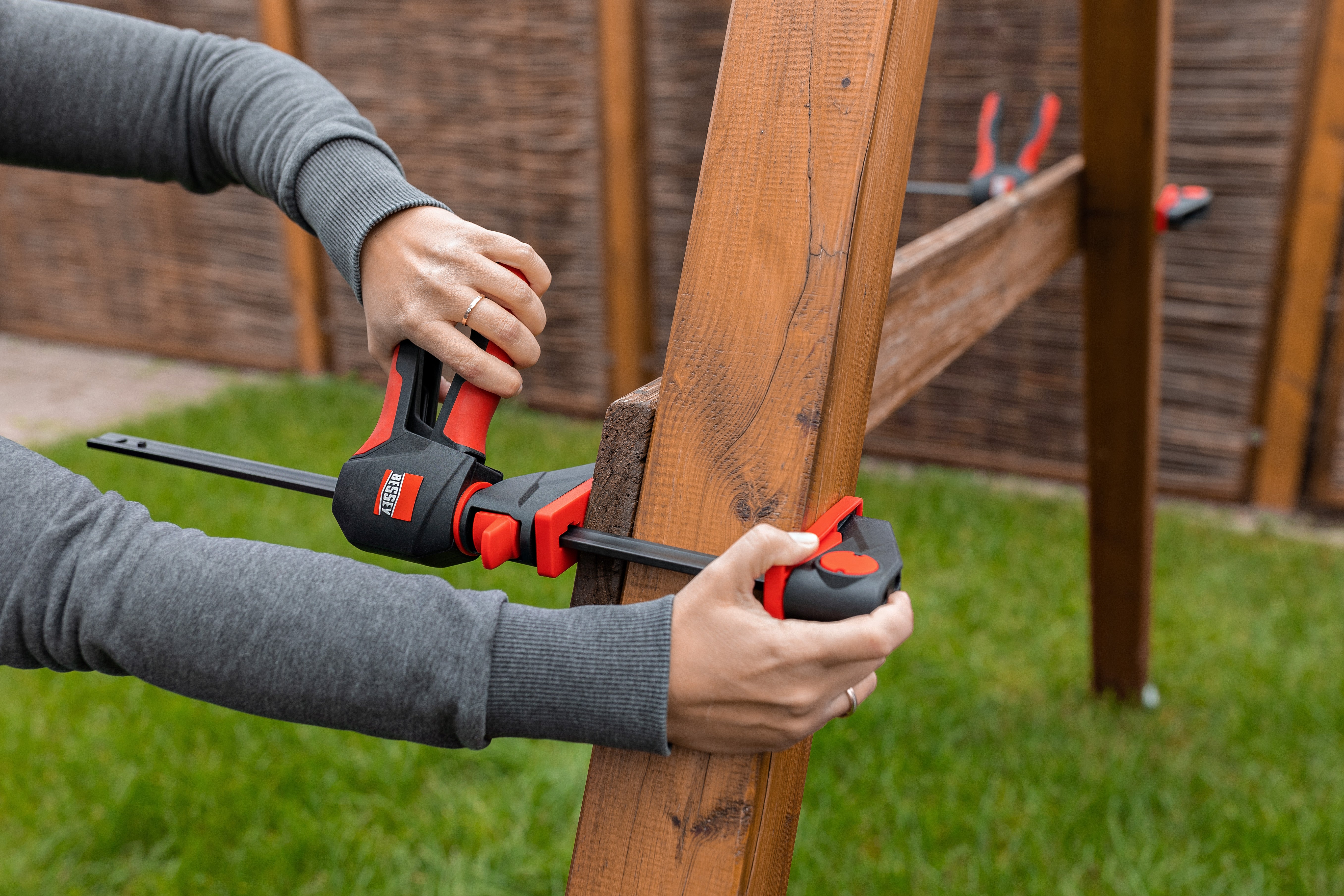 Bessey EHKL360-06 6in. One-Handed Bar Clamp with 360 Degree Rotating Handle