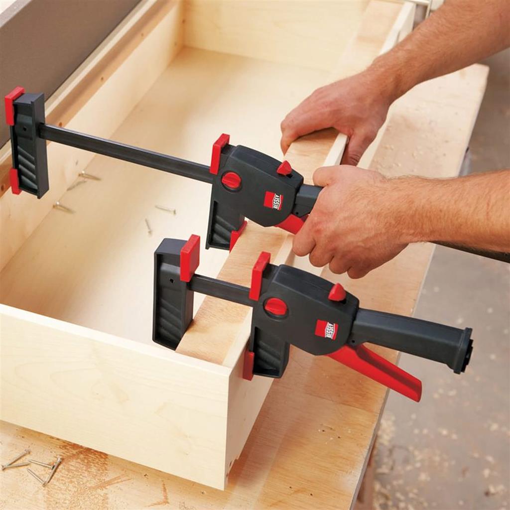 Bessey DUO65-8 24 in. x 3-1/4 in. 260 lb. Clamping Force DuoKlamp Large Surface One Handed Clamp